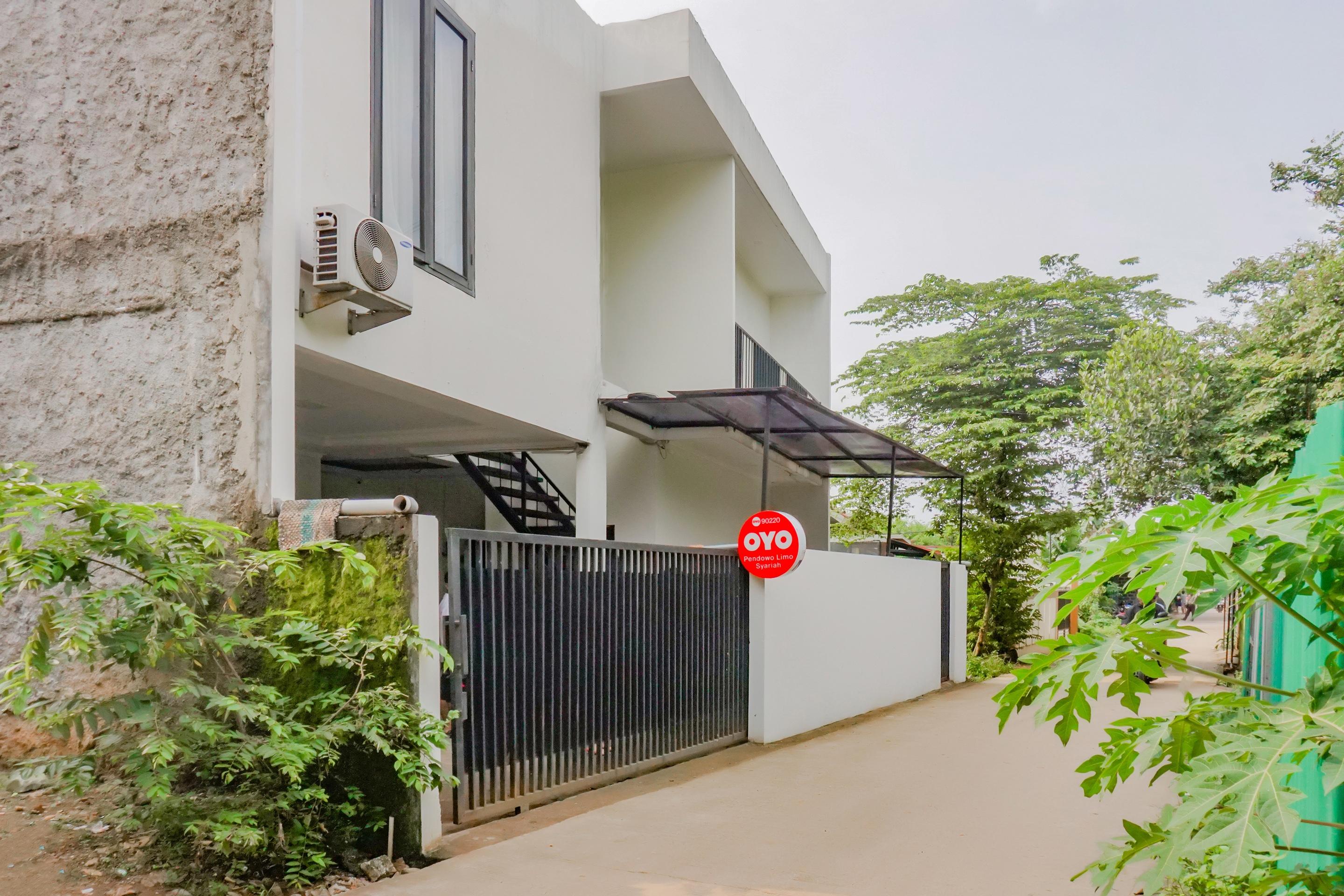 فندق Reddoorz @ Limo ديبوك المظهر الخارجي الصورة